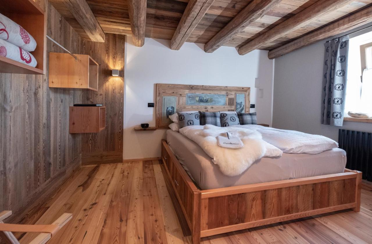 Grizzly Haus & Frosch Restaurant - Teritoria Bed and Breakfast Varena Εξωτερικό φωτογραφία