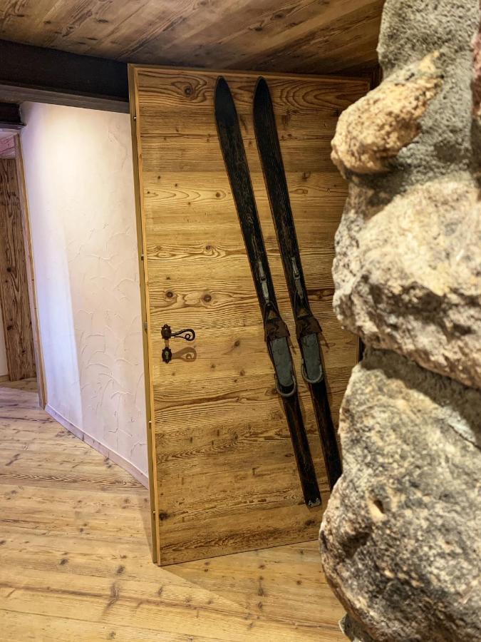 Grizzly Haus & Frosch Restaurant - Teritoria Bed and Breakfast Varena Εξωτερικό φωτογραφία