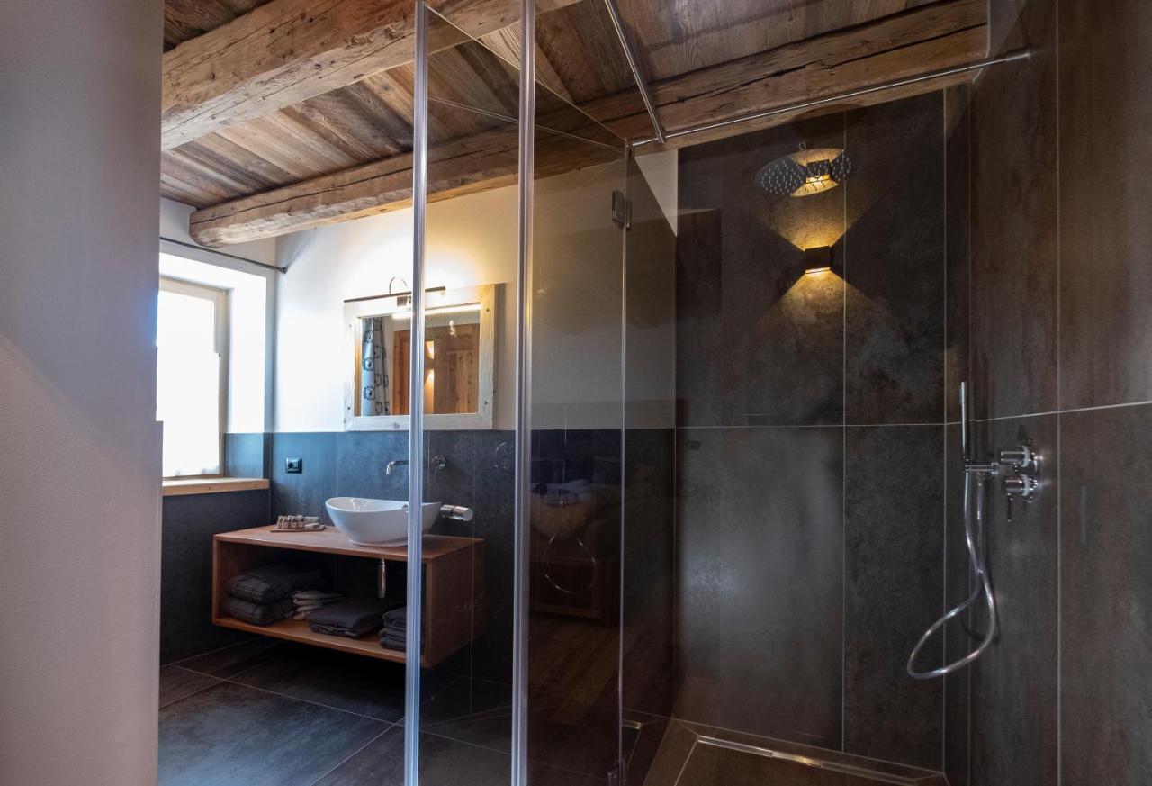 Grizzly Haus & Frosch Restaurant - Teritoria Bed and Breakfast Varena Εξωτερικό φωτογραφία