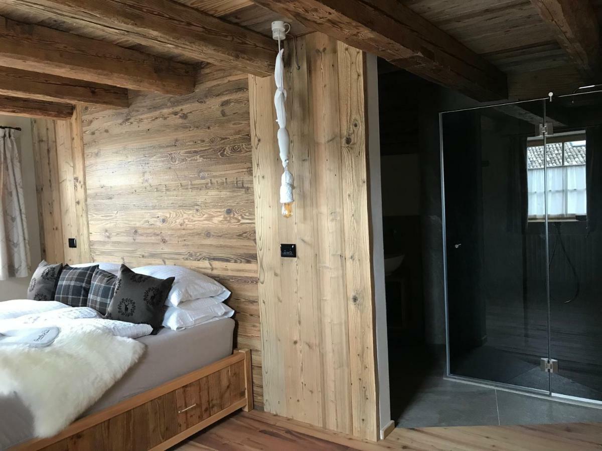Grizzly Haus & Frosch Restaurant - Teritoria Bed and Breakfast Varena Εξωτερικό φωτογραφία